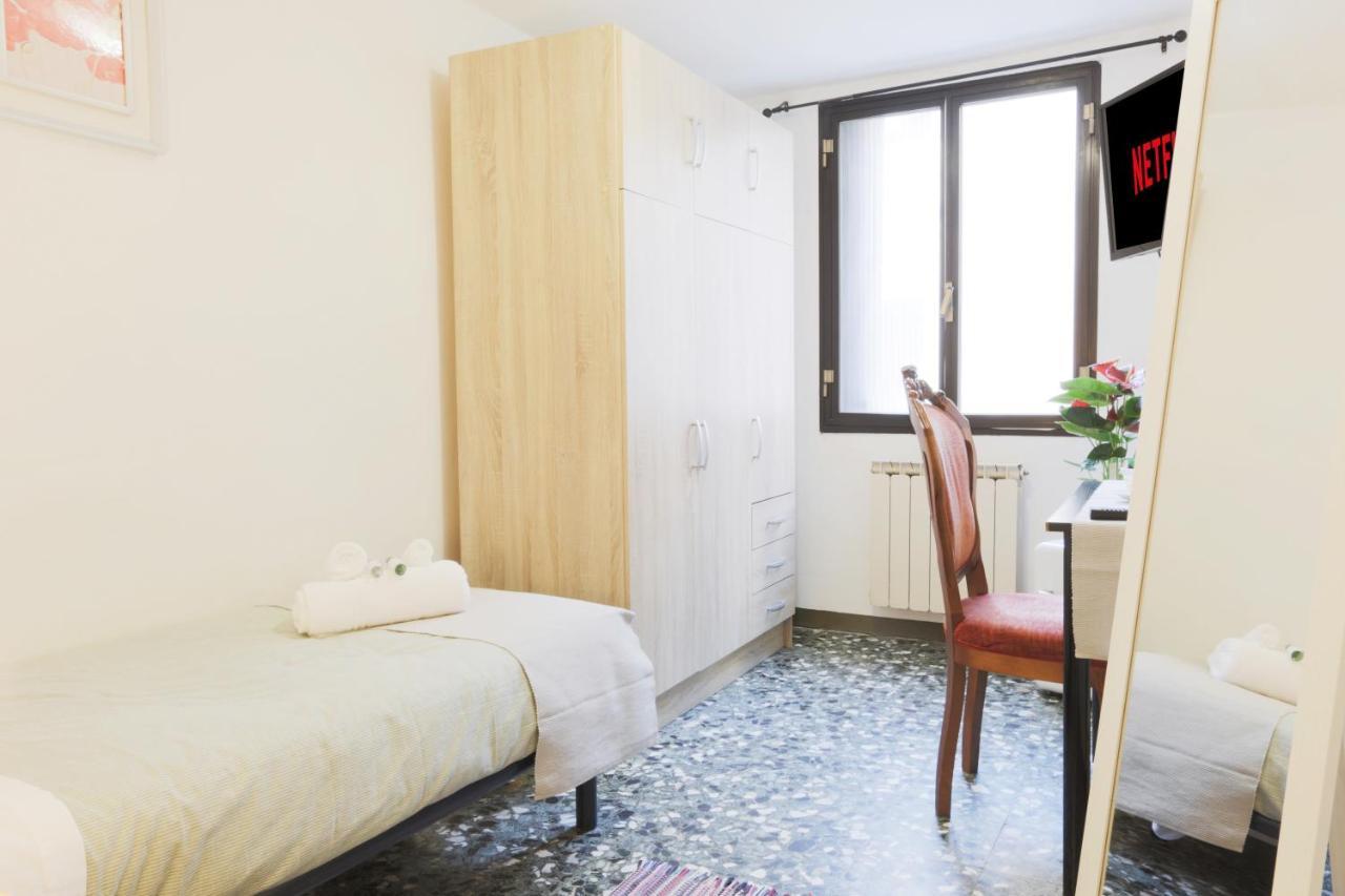 Santa Croce Guest House Venetië Buitenkant foto