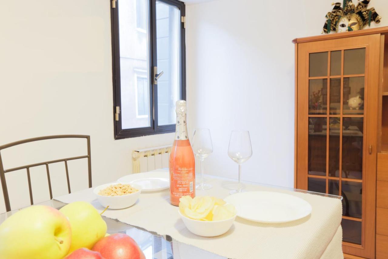 Santa Croce Guest House Venetië Buitenkant foto
